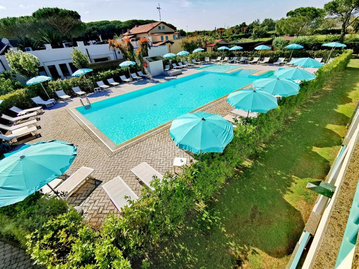 Apartments In Residence In Vada With Swimming Pool 450 Meters From The Sea Dış mekan fotoğraf