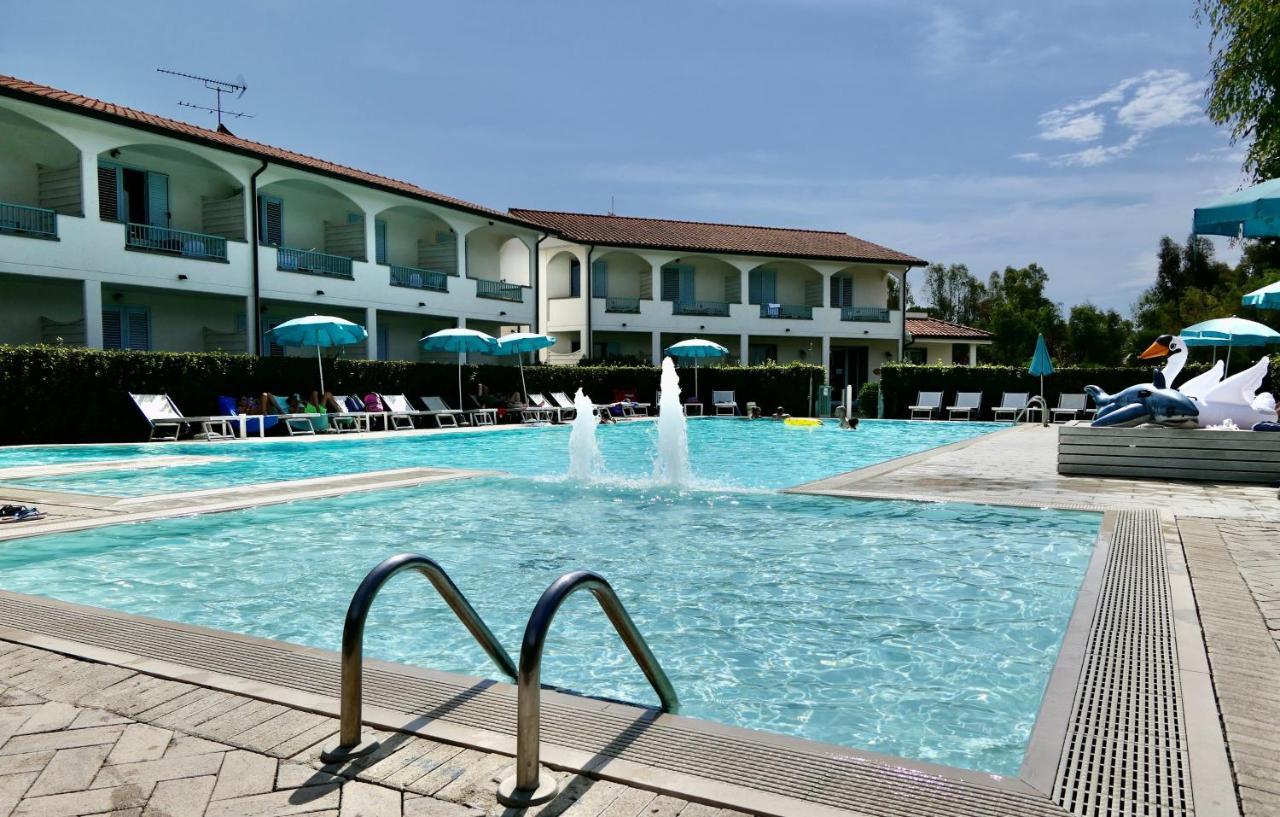 Apartments In Residence In Vada With Swimming Pool 450 Meters From The Sea Dış mekan fotoğraf